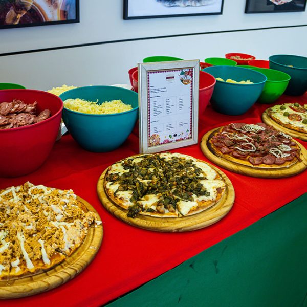 Rodízio de Pizza a Domicílio Pikuka Festas e Eventos Buffet em